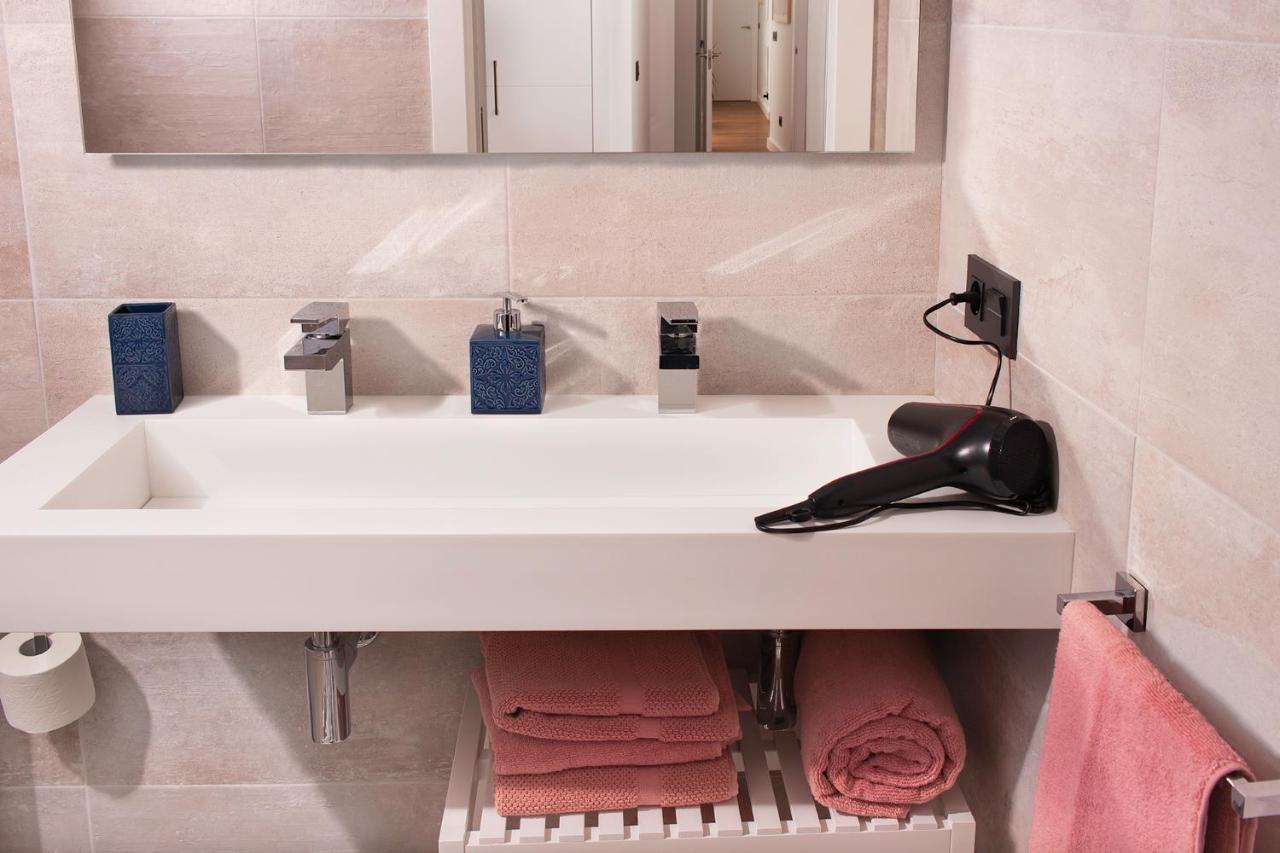 Apto. Maese Montanes. Centrico Con Piscina Privada セビリア エクステリア 写真