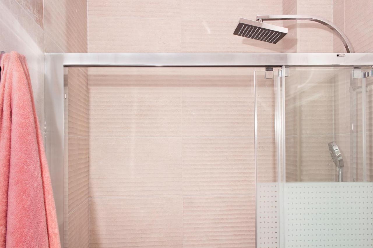 Apto. Maese Montanes. Centrico Con Piscina Privada セビリア エクステリア 写真